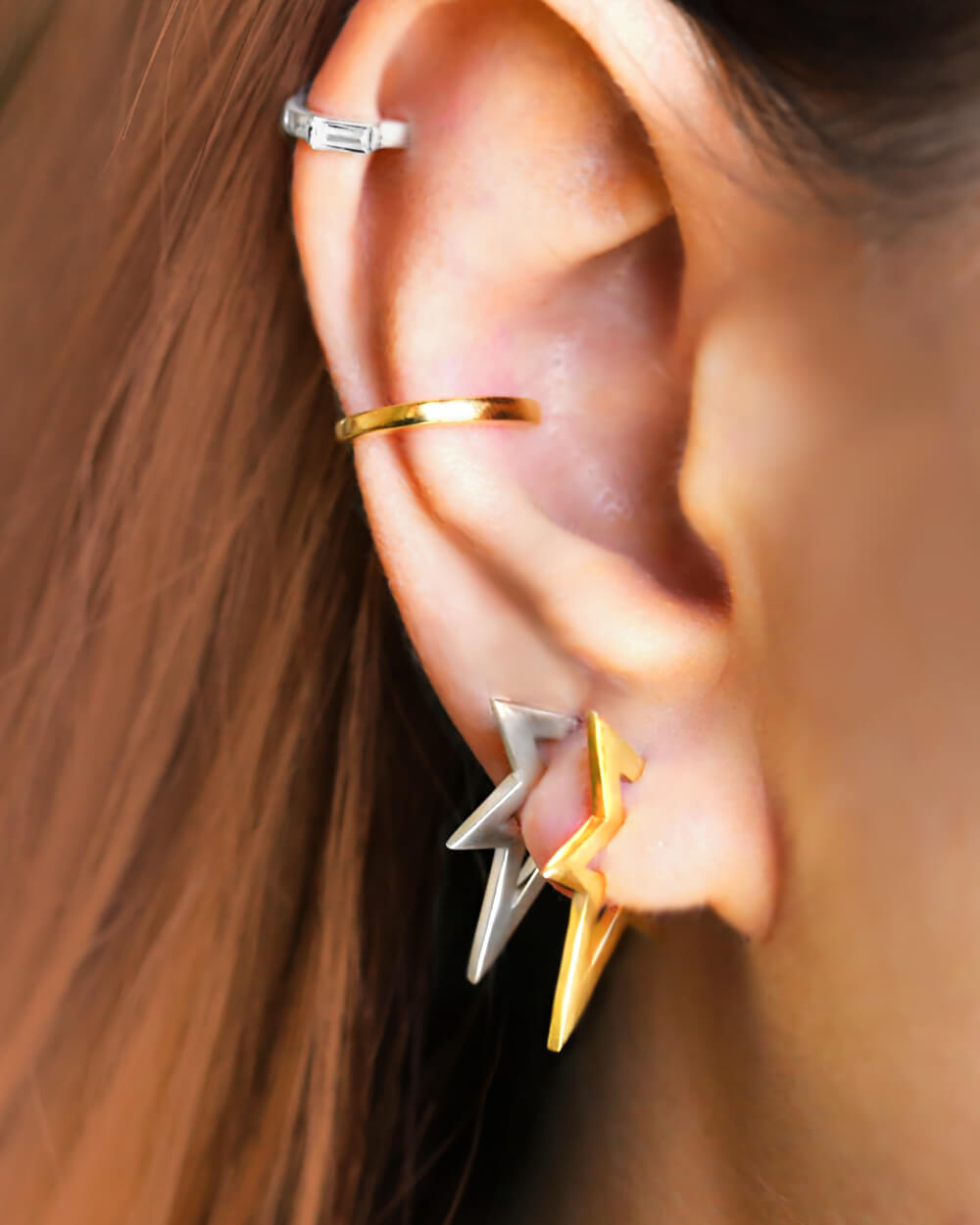 Huggie Hoop Earrings • gold conch hoop • cartilage hoop, star stud