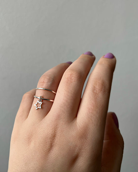 Star charm ring