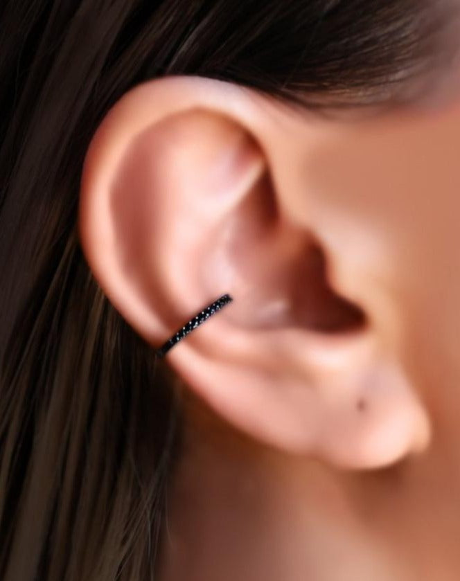 Crystal Black Ear Cuff