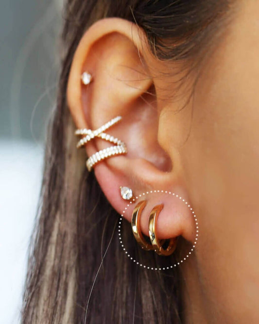 Dainty thin hoops earrings