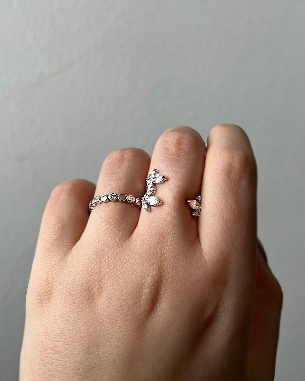 Crystal spheres ring