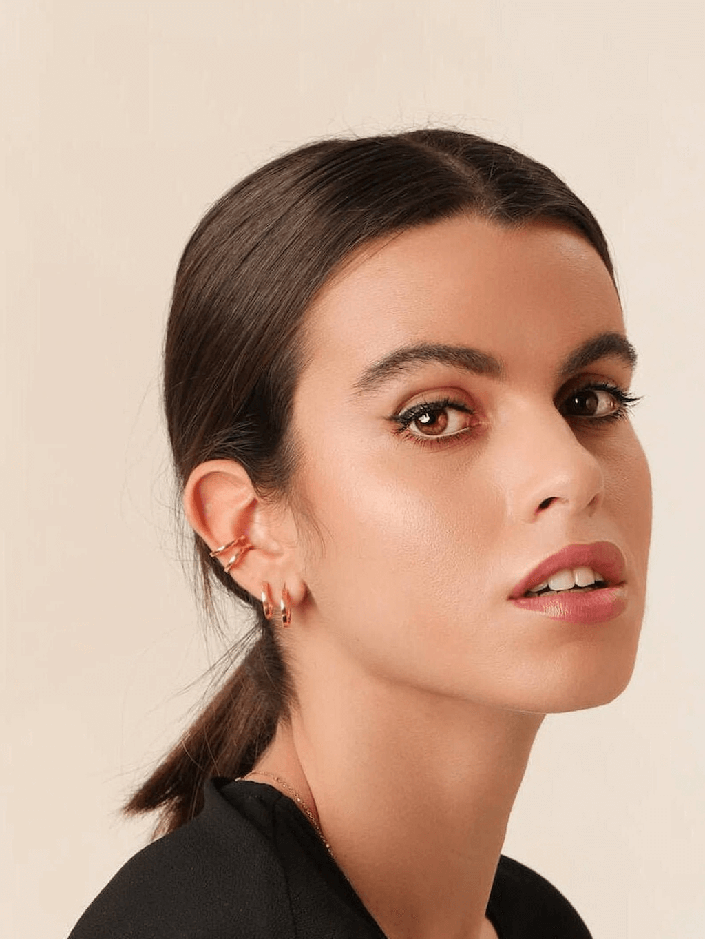 Huggie hoop earrings