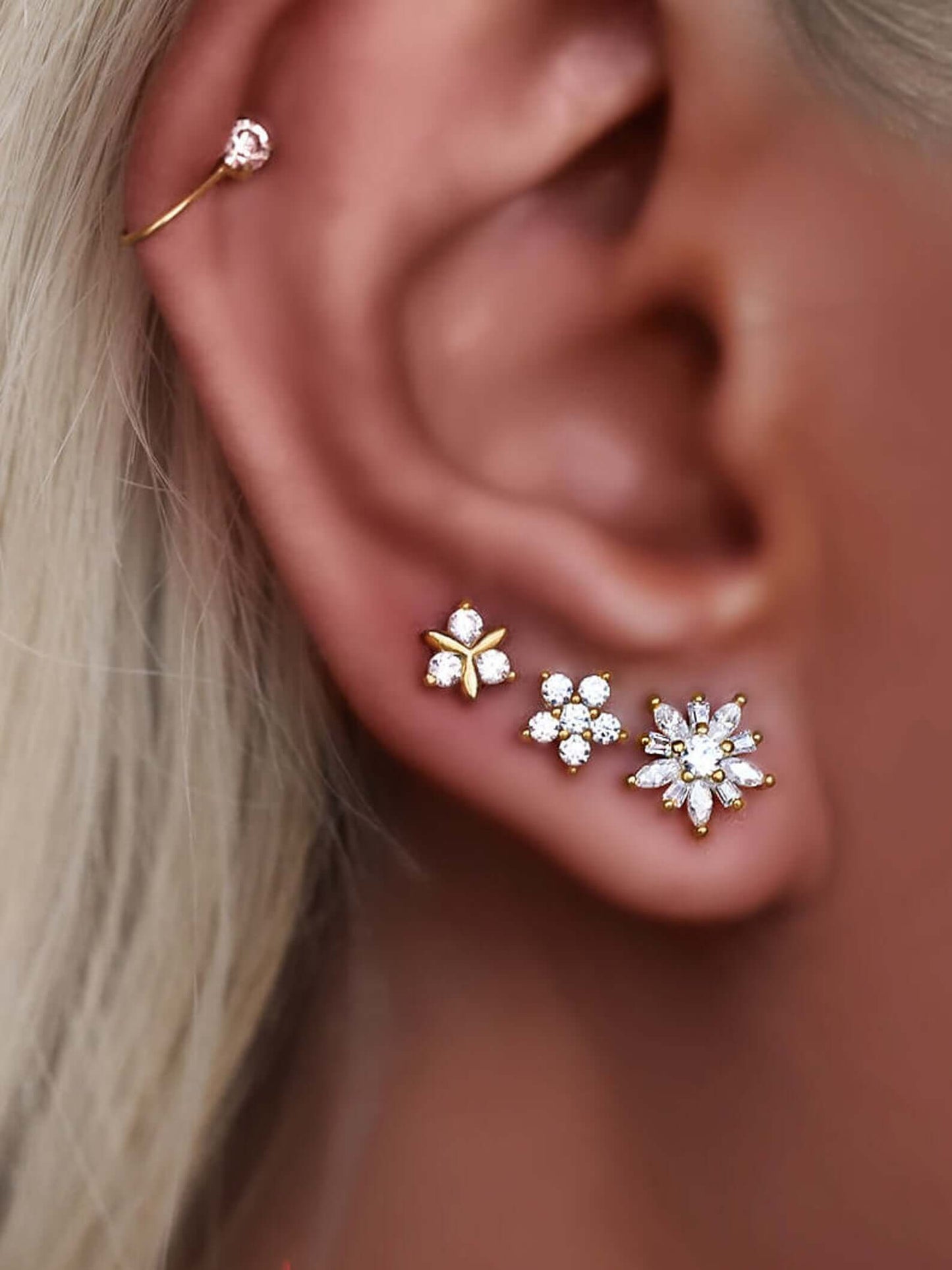 Crystal Star Ear Studs