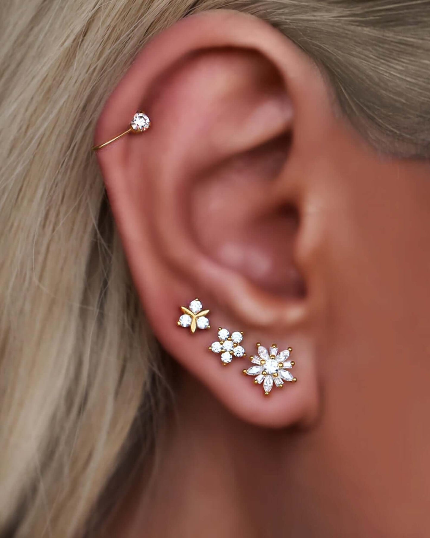 Tiny Ear cuff - tragus imitation