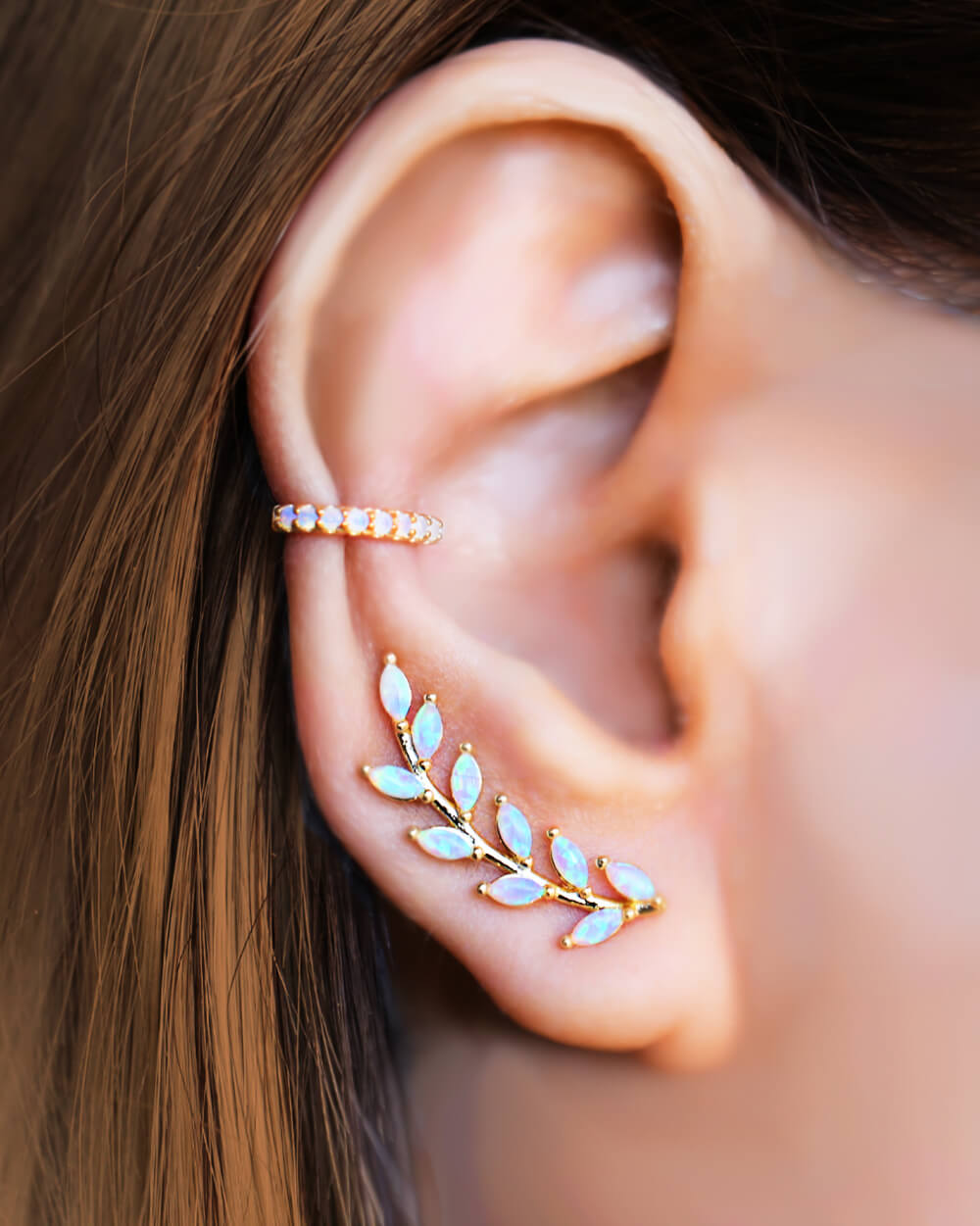 Opal earrings, Gold Leaf Earrings, orecchini rampicanti , boucles d'oreille montantes