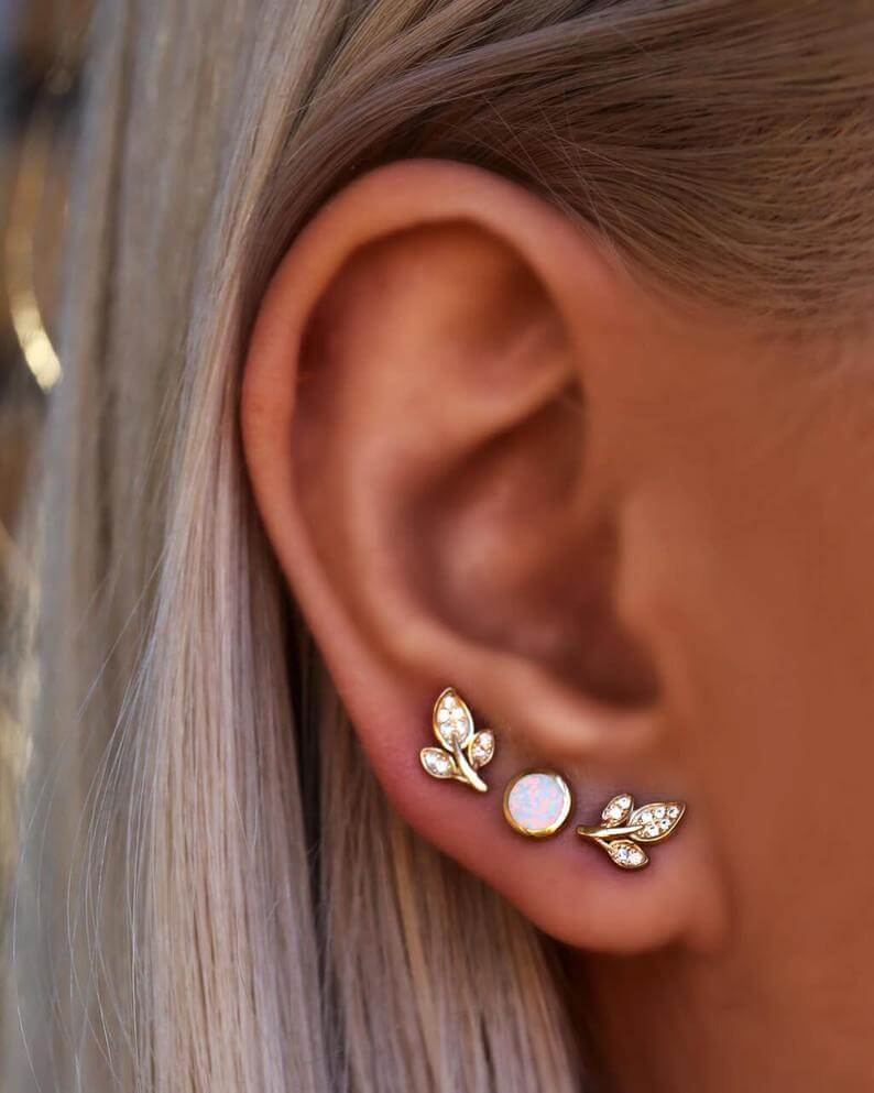Round Opal Ear Studs